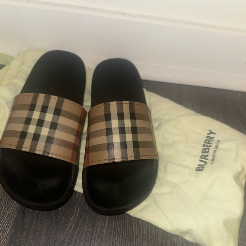 Burberry Slides